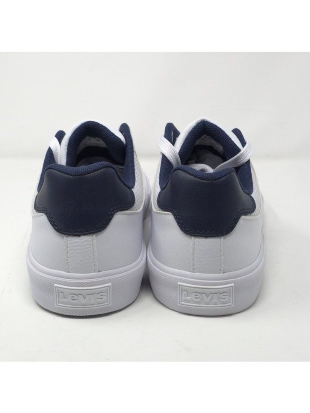 Levi’s Munro Sneakers White/Navy Low Top Size 8M - Picture 5 of 9